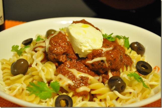 Spiralli Pasta and Meatballs in Tomato Sauce